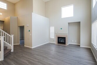 908 Ashurst Ct in Henderson, NV - Foto de edificio - Building Photo