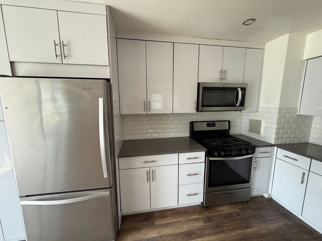 72 Edgewood Ave in Yonkers, NY - Building Photo - Building Photo