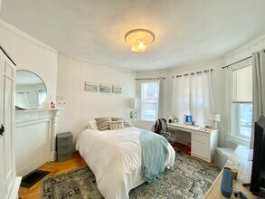 7 Cherokee St, Unit 1 in Boston, MA - Building Photo - Building Photo