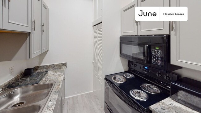 4 Symphony Rd in Boston, MA - Building Photo - Building Photo