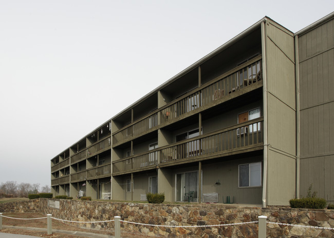 Hillview Senior Citizen Complex in Corydon, IN - Foto de edificio - Building Photo