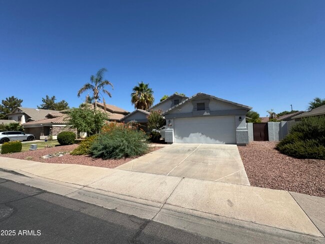 3250 E Ford Ave in Gilbert, AZ - Building Photo - Building Photo