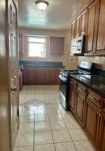 8246 Beeman Ave in North Hollywood, CA - Building Photo - Building Photo