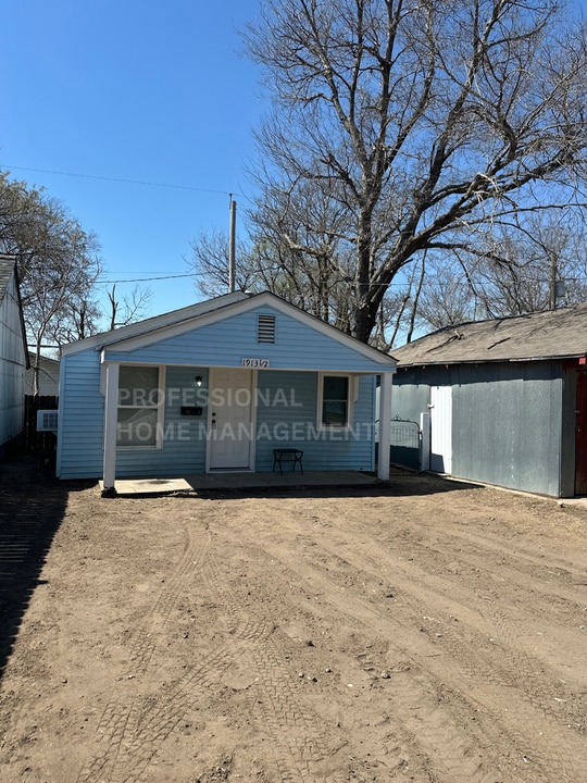 1913 S Gold St in Wichita, KS - Building Photo