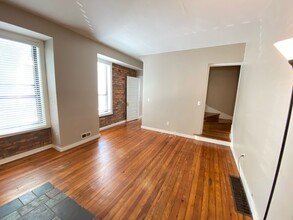 884-886 Hunter Ave, Unit 884 in Columbus, OH - Building Photo - Building Photo