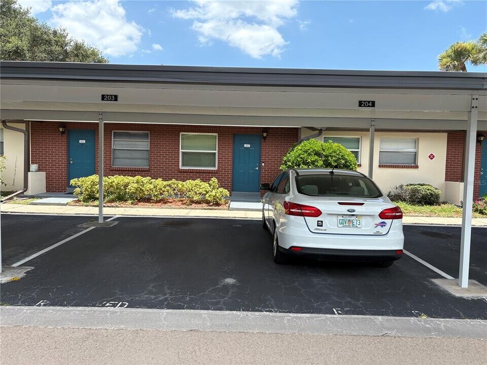 24862 US Hwy 19 N in Clearwater, FL - Building Photo