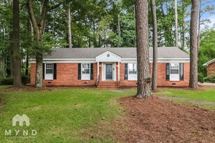 1210 S 1st St in Smithfield, NC - Building Photo