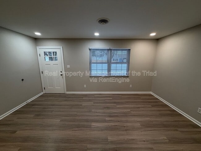 603 S Main St in Kernersville, NC - Building Photo - Building Photo