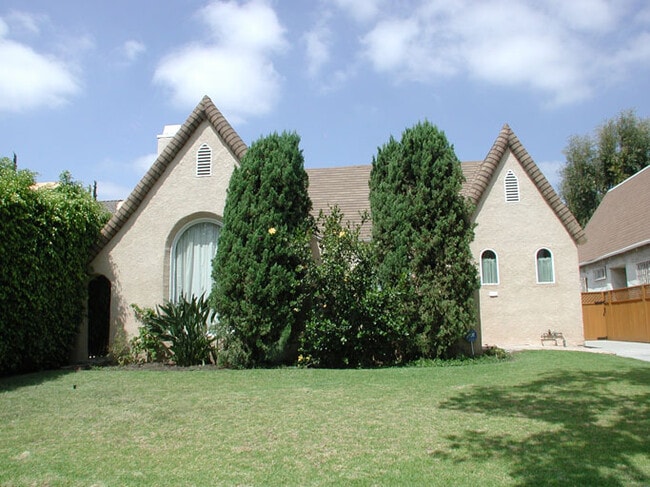 property at 203 S Stanley Dr