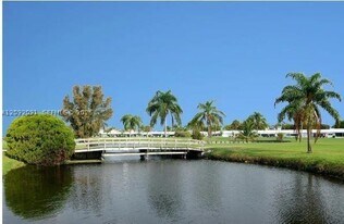 1116 Lake Dr in Boynton Beach, FL - Building Photo