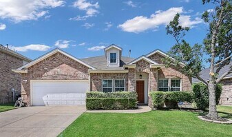 5819 Midnight Ln in Grand Prairie, TX - Building Photo