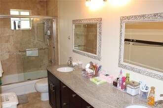 3678 San Simeon Cir in Weston, FL - Building Photo - Building Photo