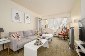 8645 Fremlin St in Vancouver, BC - Building Photo - Interior Photo