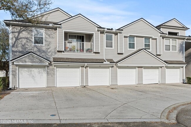 property at 7043 Deer Lodge Cir