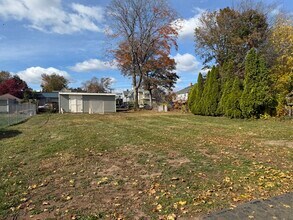 33 S Elm St, Unit #2 in Wallingford, CT - Building Photo - Building Photo