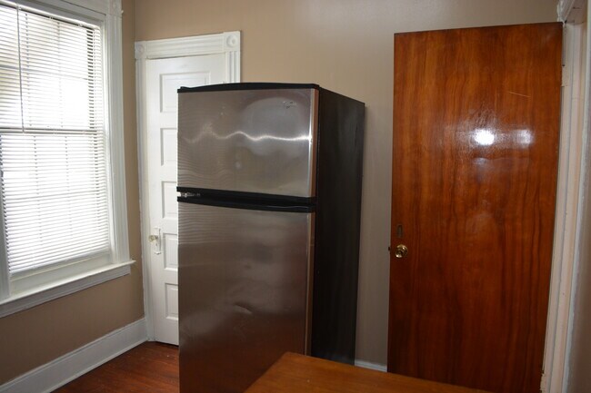 1121 Seymour Ave in Utica, NY - Building Photo - Building Photo