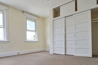 2316 Chickasaw St in Cincinnati, OH - Foto de edificio - Building Photo