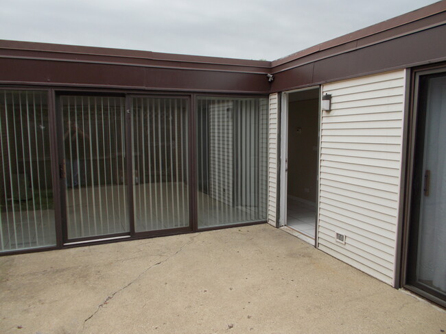 920 E Shady Way, Unit 6 in Arlington Heights, IL - Building Photo - Building Photo