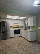 10620 171st Ave NE in Redmond, WA - Building Photo - Building Photo