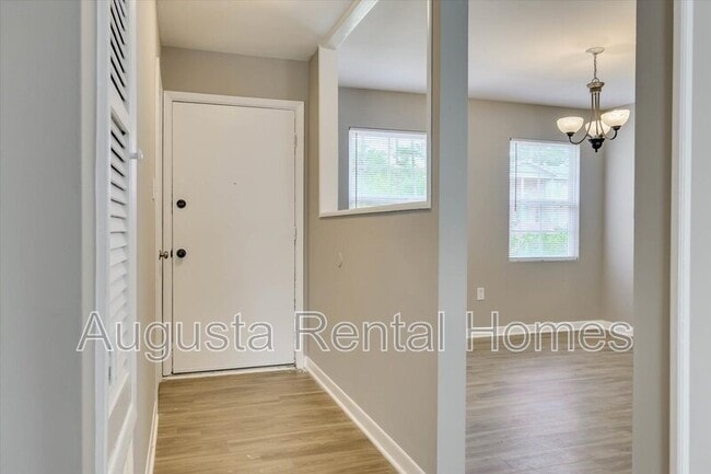 3606 Cameron Dr in Augusta, GA - Foto de edificio - Building Photo