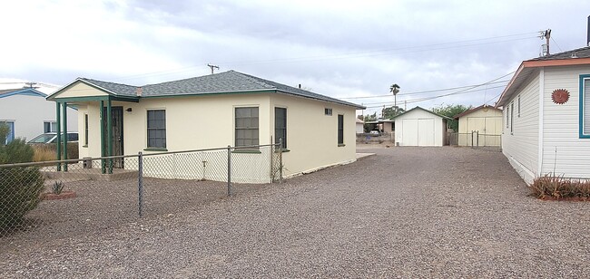 110 E Arroyo Ave in Ajo, AZ - Building Photo - Building Photo