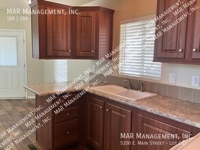 5200 E Main St in Mesa, AZ - Building Photo - Building Photo