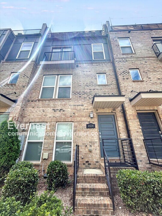 2610 Grand Union Way in Charlotte, NC - Building Photo