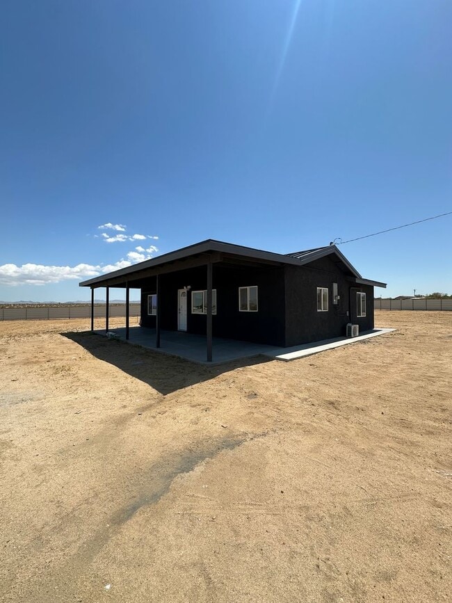 60717 Meliz Rd in Landers, CA - Building Photo - Building Photo