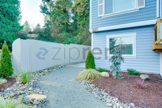 13449 14th Ave S in Burien, WA - Building Photo - Building Photo