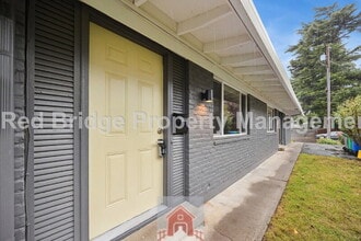 3442 SE 8th Ave in Portland, OR - Building Photo - Building Photo