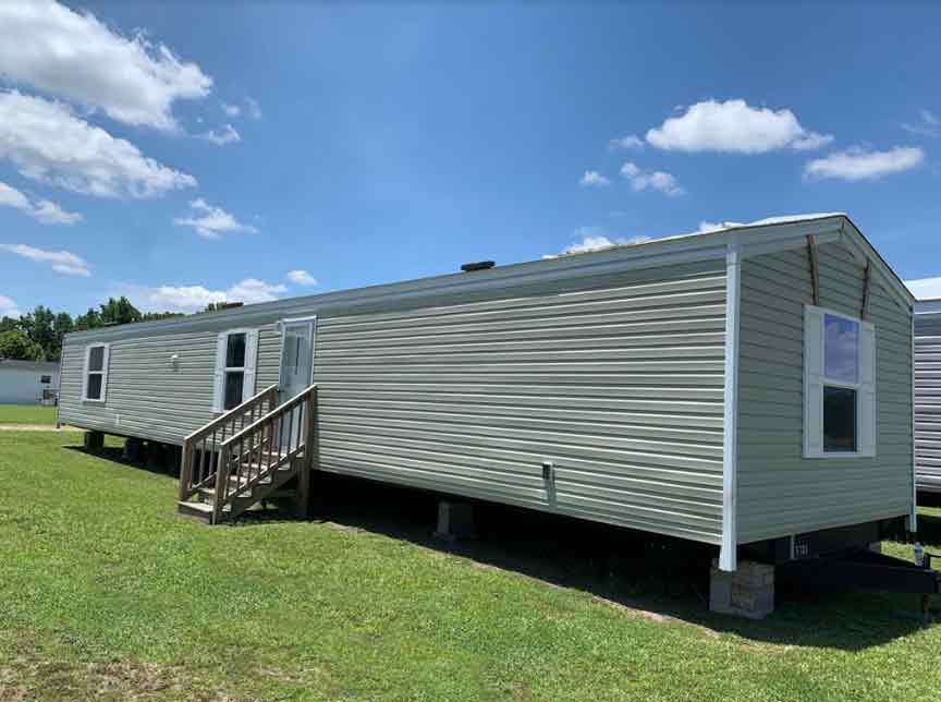 4136 Navajo Cir in Florence, SC - Building Photo