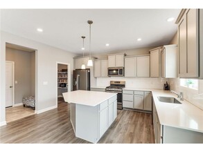1749x 59th St NE in Rogers, MN - Building Photo - Building Photo