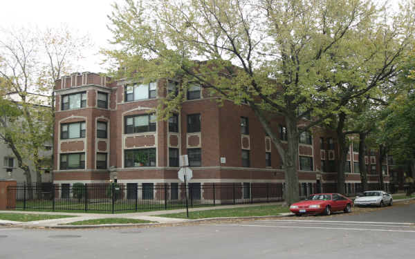 1443-1445 W Farwell Ave in Chicago, IL - Building Photo