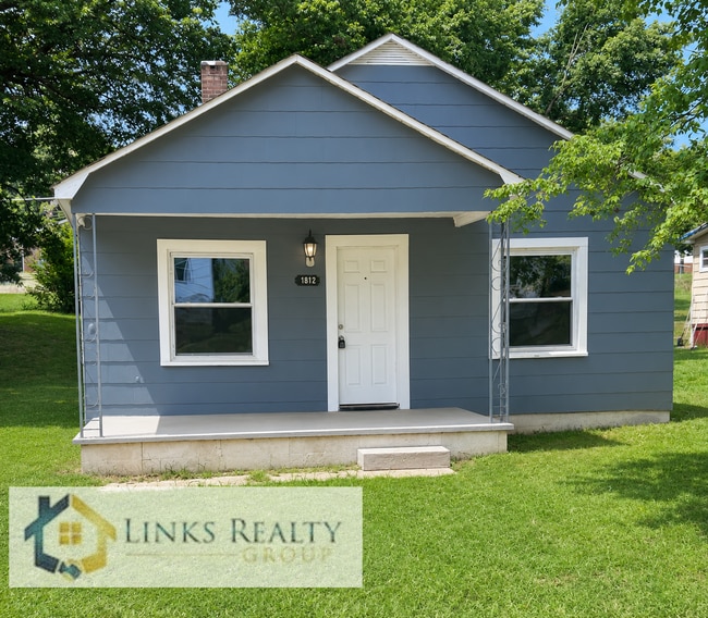 property at 1812 Wilson W Lee Blvd