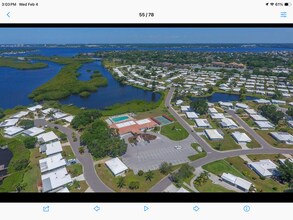 3603 Joyce Dr in Bradenton, FL - Foto de edificio - Building Photo