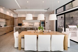 4094 Park Ave in Miami, FL - Building Photo - Building Photo