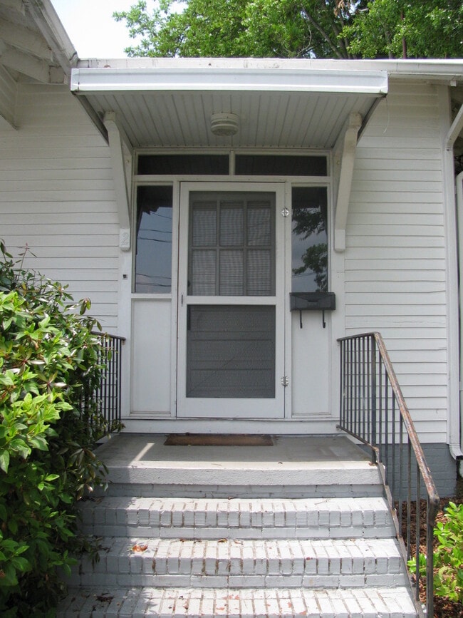 908 1st Ave in Opelika, AL - Building Photo - Building Photo