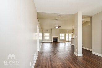 7683 Brierfield Dr E in Southaven, MS - Building Photo - Building Photo