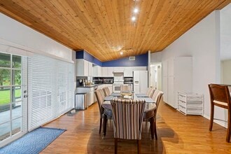 756 Juniper Pl in Wellington, FL - Foto de edificio - Building Photo