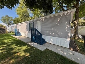 79 Third St. Unit 79 in Dearborn Heights, MI - Building Photo - Building Photo