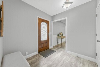 6209 Calmont Ave in Fort Worth, TX - Building Photo - Building Photo