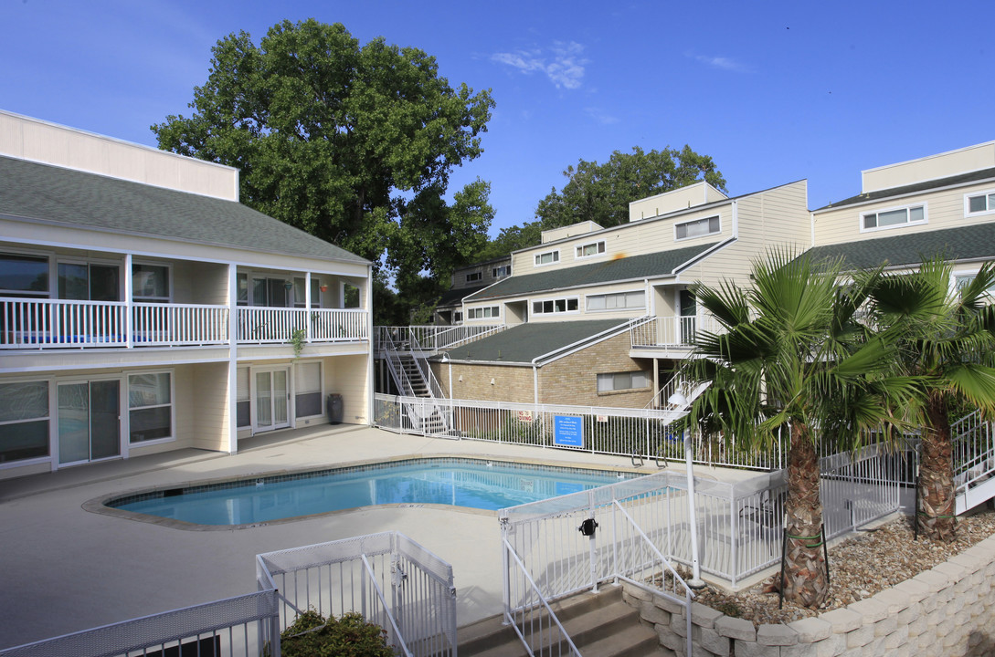 The Waterfront in Austin, TX - Building Photo