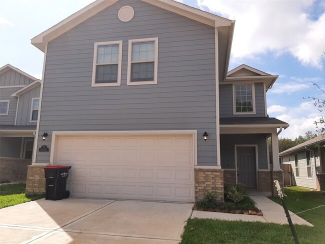 property at 16568 Moss Ln
