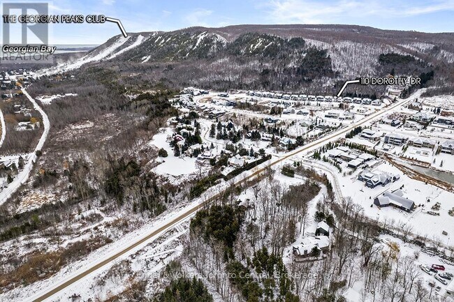 110 Dorothy Dr in Blue Mountains, ON - Building Photo - Building Photo