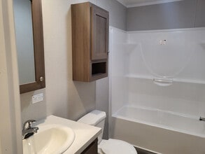 152 Beech in Highland, MI - Building Photo - Building Photo