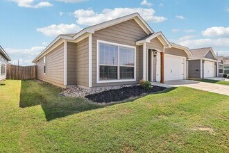 516 Trinity Trl in Denton, TX - Building Photo - Building Photo