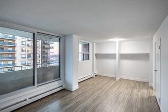 Riverside Towers in Edmonton, AB - Building Photo - Interior Photo