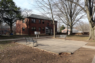 Forest Garden Apartments in Ambler, PA - Building Photo - Building Photo