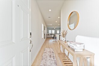 16215 Globetrotter Ct in Porter, TX - Building Photo - Building Photo