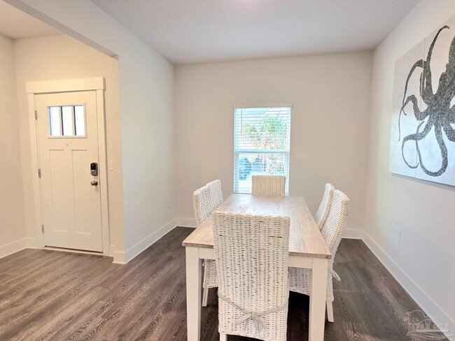 7904 Sweet Retreat Ln in Pensacola, FL - Building Photo - Building Photo